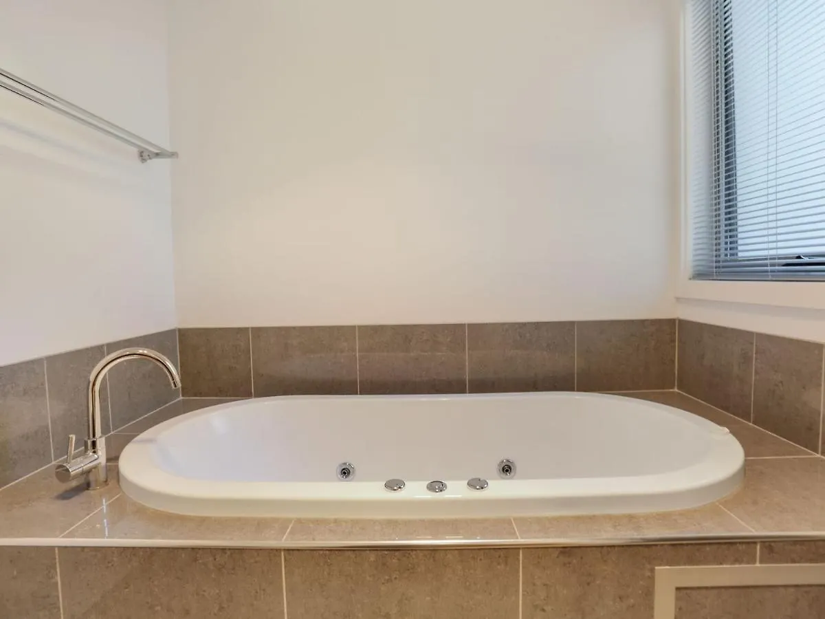 Holiday home The White House Merimbula Australia