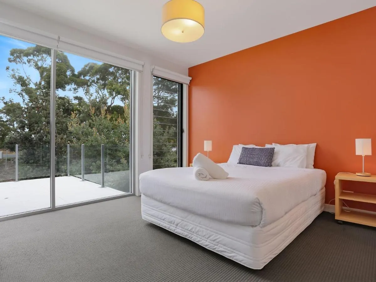 The White House Merimbula Holiday home