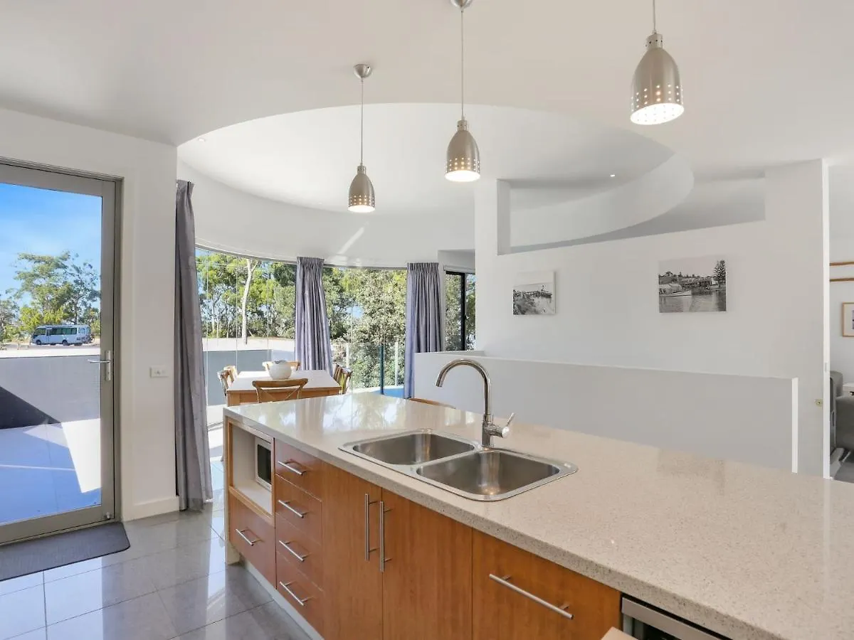 The White House Merimbula