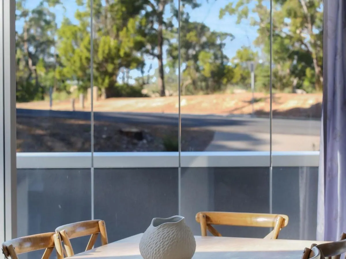 Holiday home The White House Merimbula